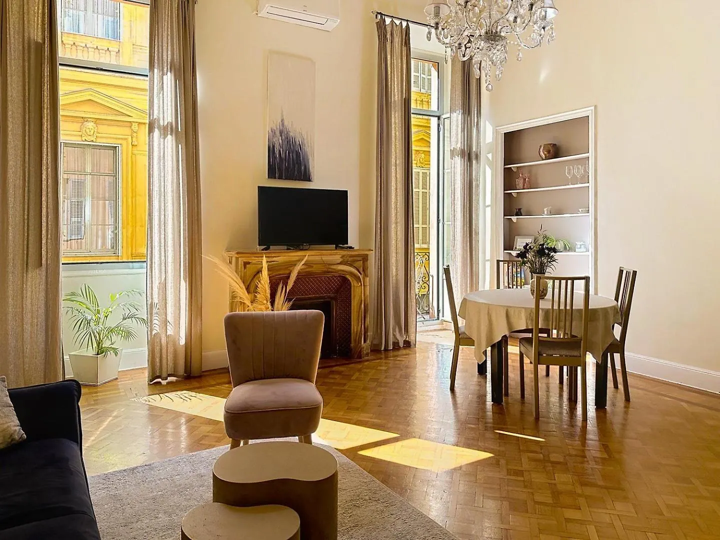 Bohemian Hideaway In The Old Nice