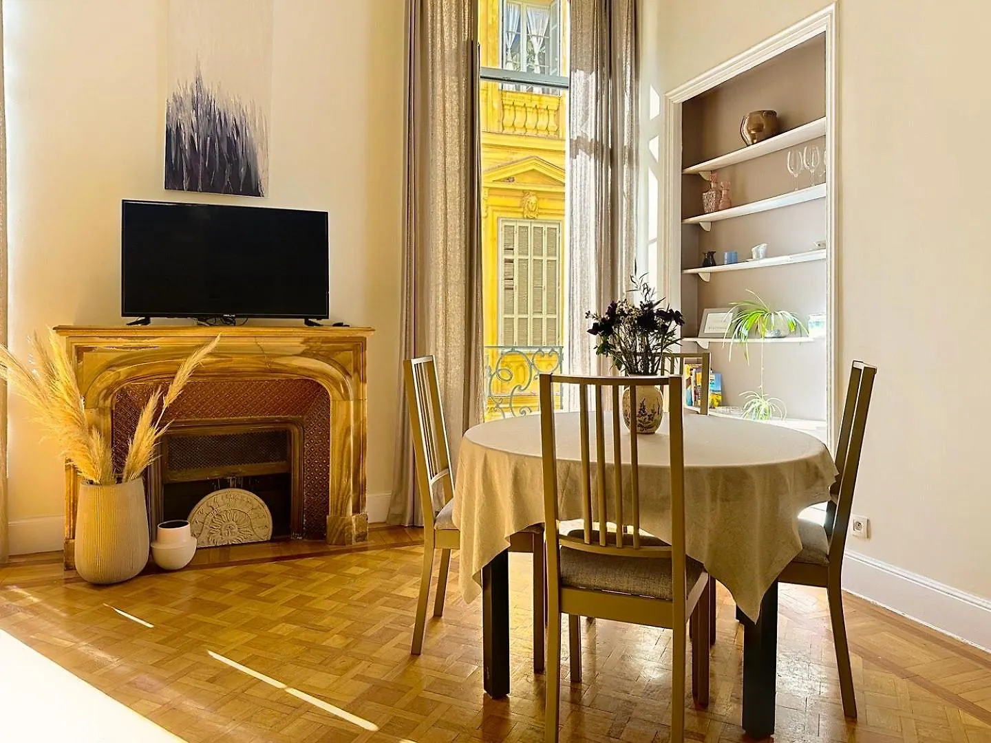 Bohemian Hideaway In The Old Nice